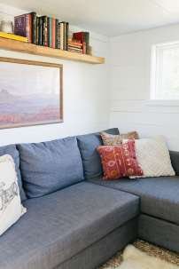 Golden American Tiny House thumbnail 9