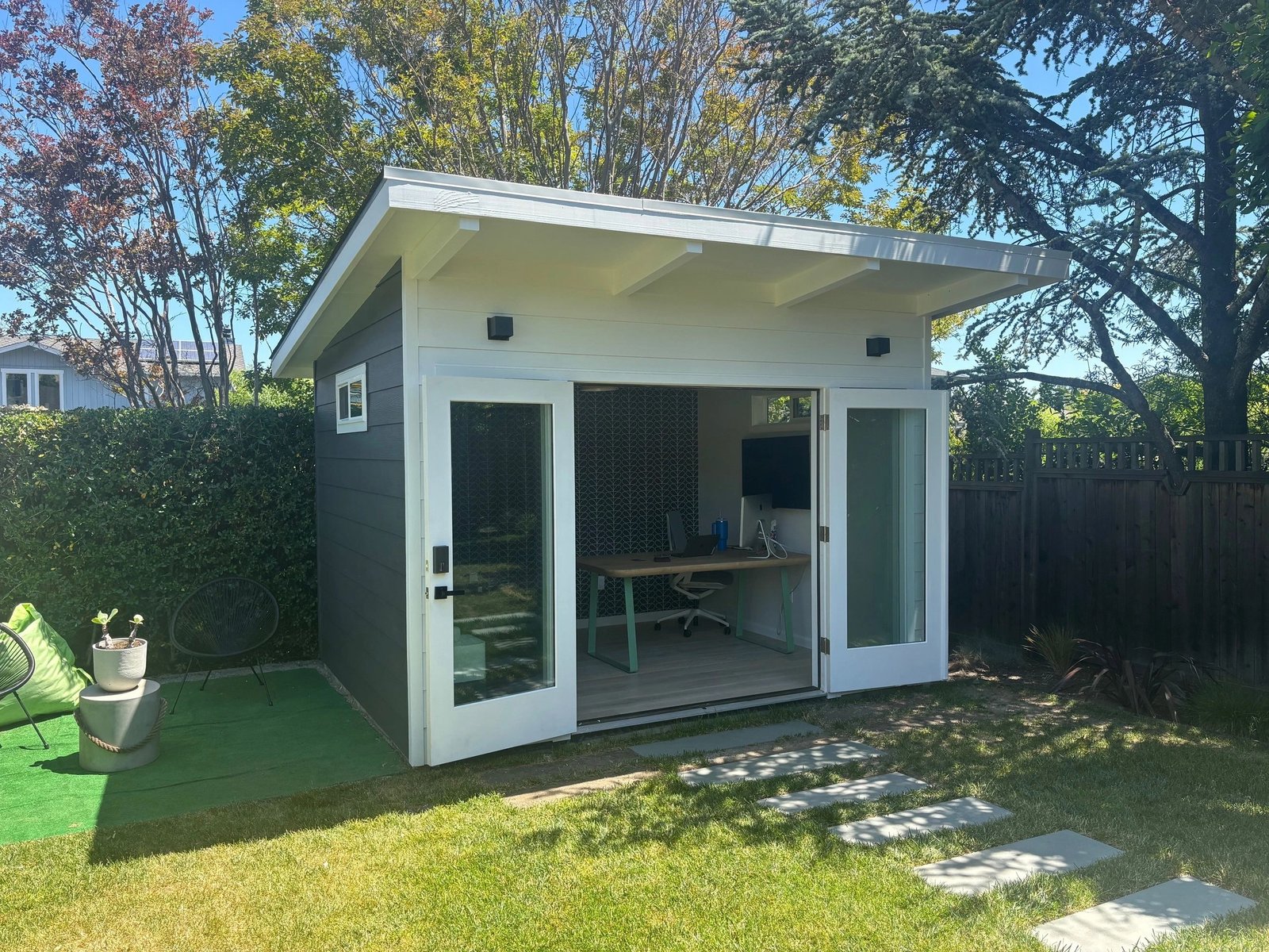 The Original Eichler Shed thumbnail 15