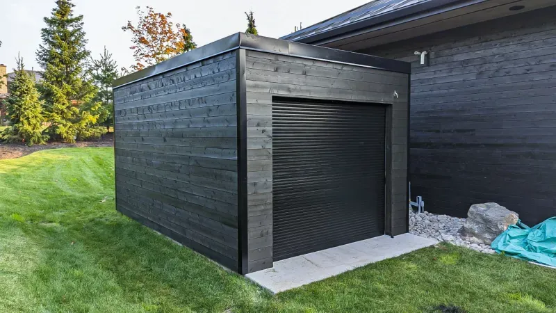 N.R - Ride-In Storage Shed in Collingwood photo 1