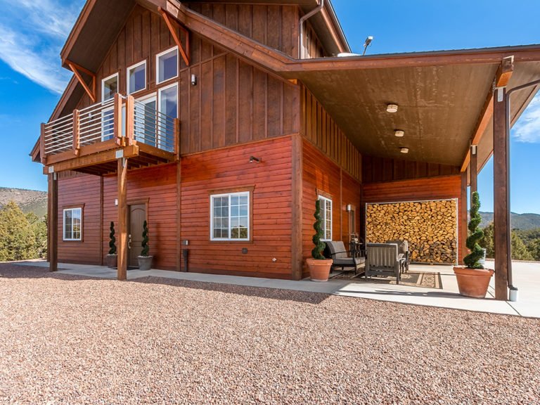 Denali Barn Apartment 60 ft thumbnail 3