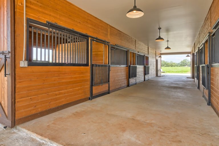 Denali Barn Apartment 60 ft thumbnail 88
