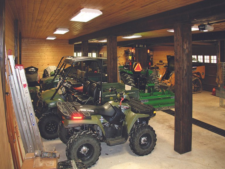 Denali Barn Apartment 72 ft thumbnail 51