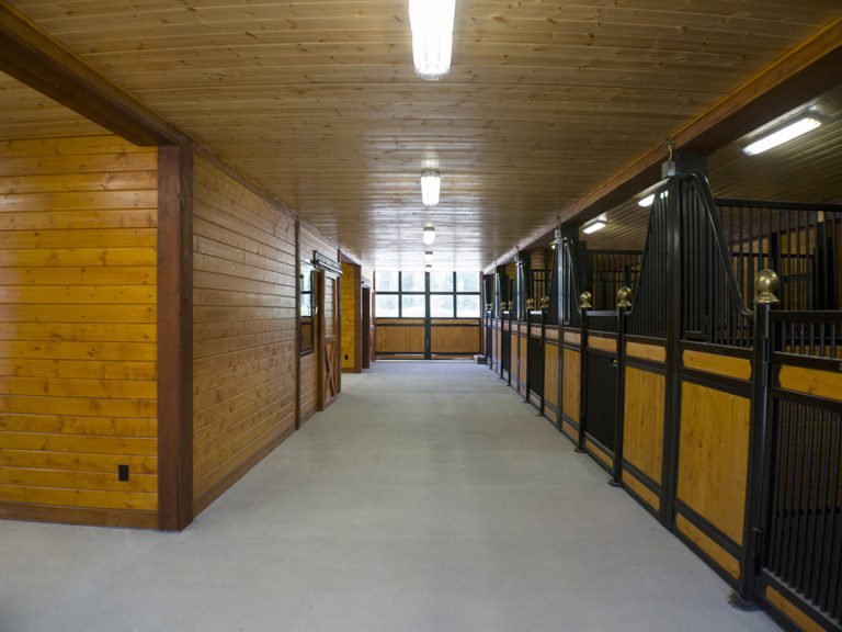 Equestrian 84 ft thumbnail 8