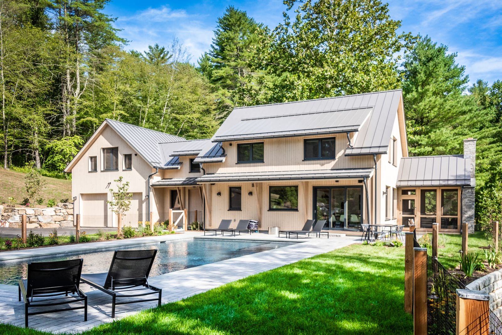 Housatonic River House thumbnail 2
