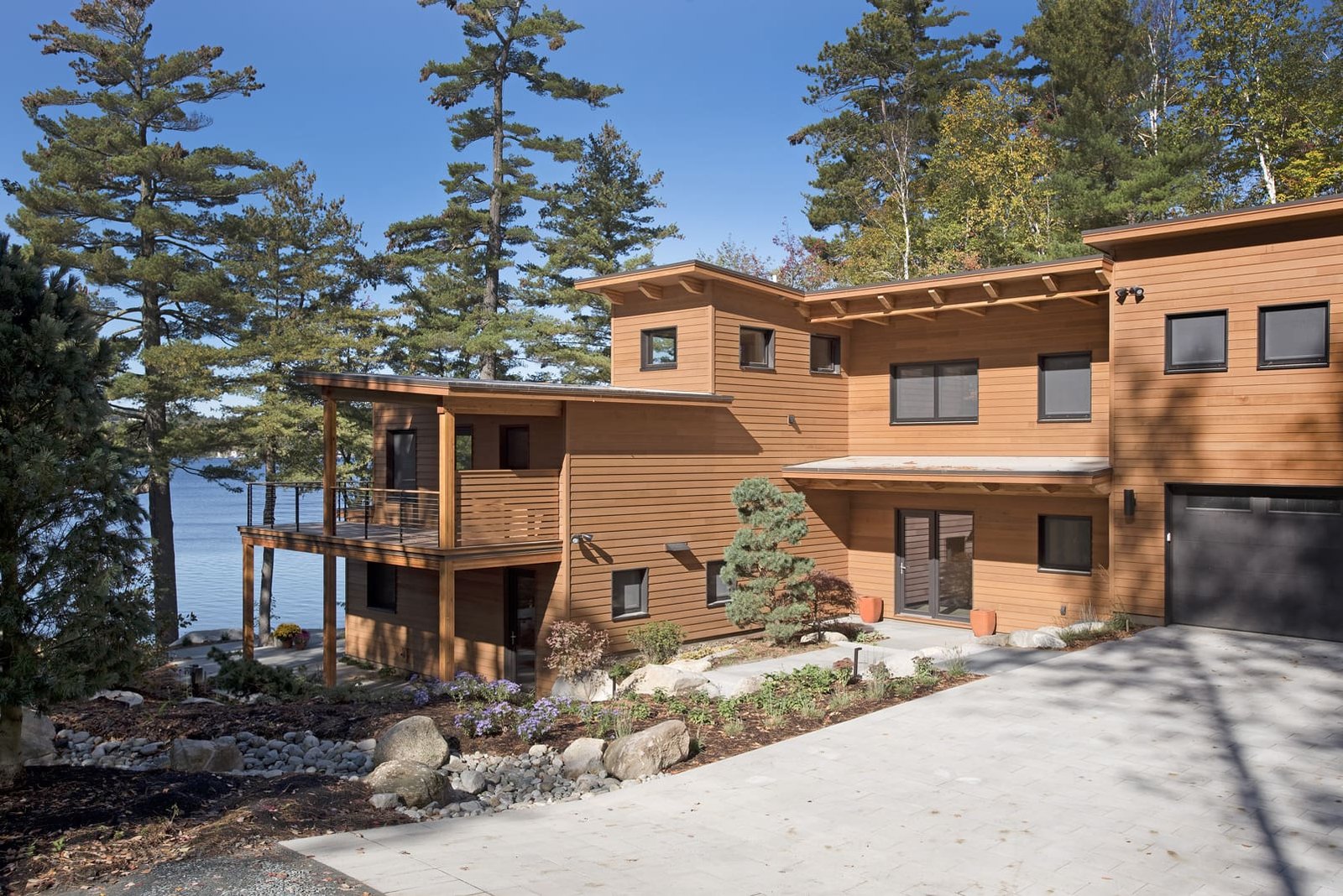 Lake Modern photo 1