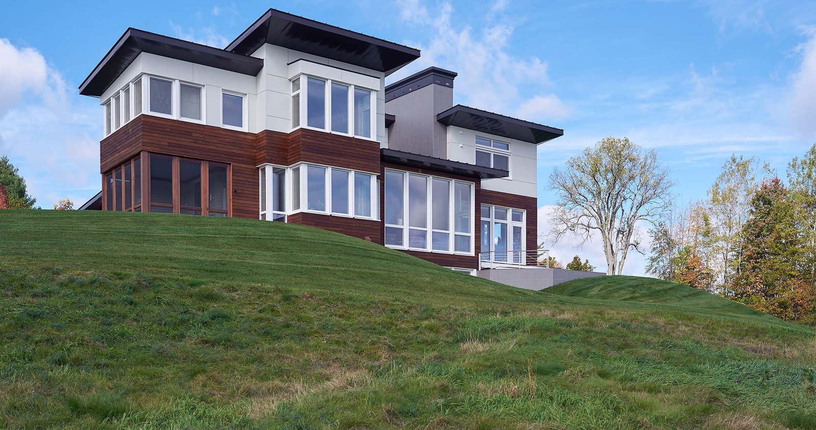 Mountain Modern thumbnail 5