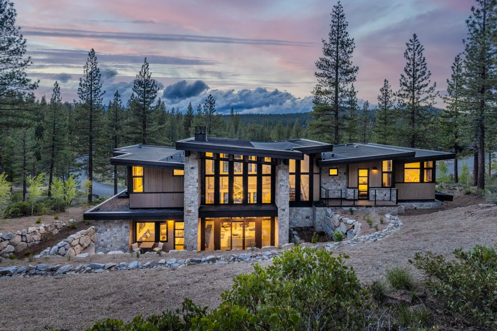 Truckee Ca 1 thumbnail 2