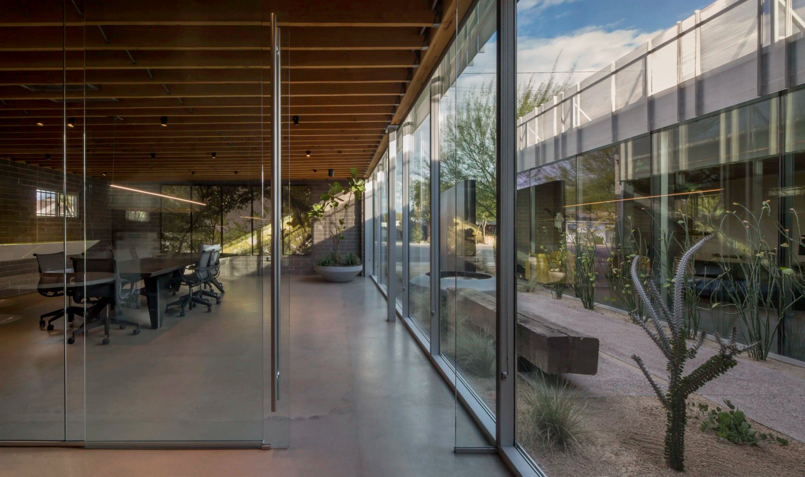 CHAMBERLIN + ASSOCIATES thumbnail 4