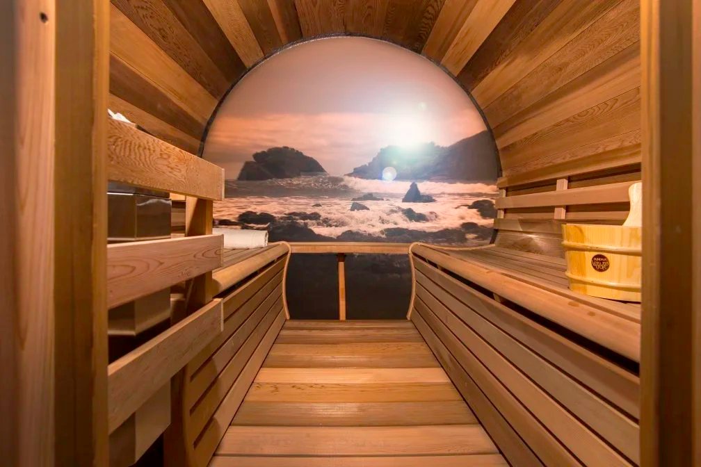 8’ Red Cedar panoramic Barrel Sauna thumbnail 2
