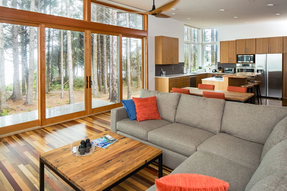 Coastal Cabin thumbnail 3