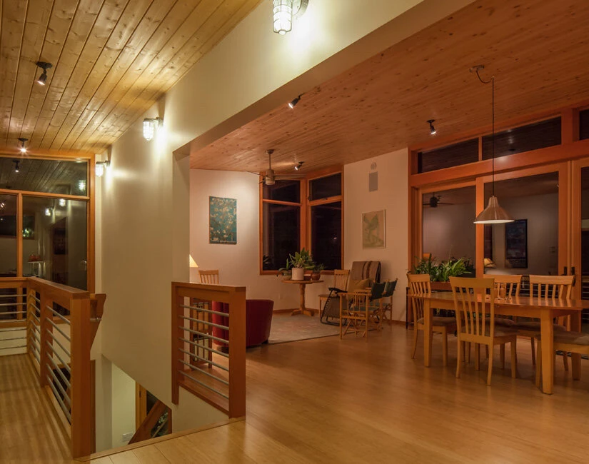 Vashon Island Cabin thumbnail 3