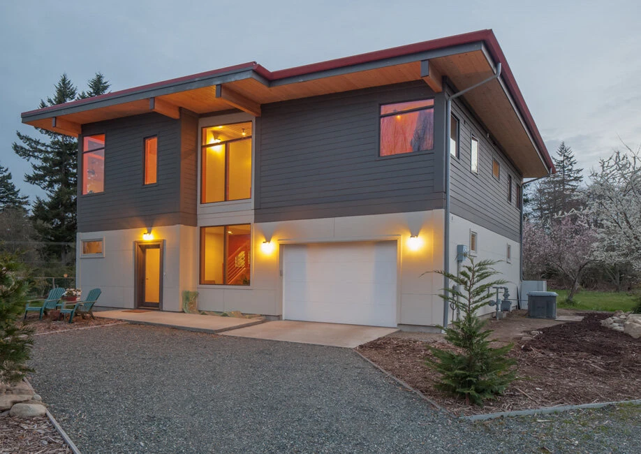 Vashon Island Cabin thumbnail 4