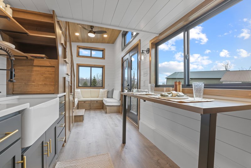 COASTAL MODERN thumbnail 26