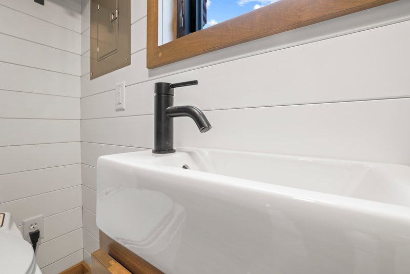 COASTAL MODERN thumbnail 39