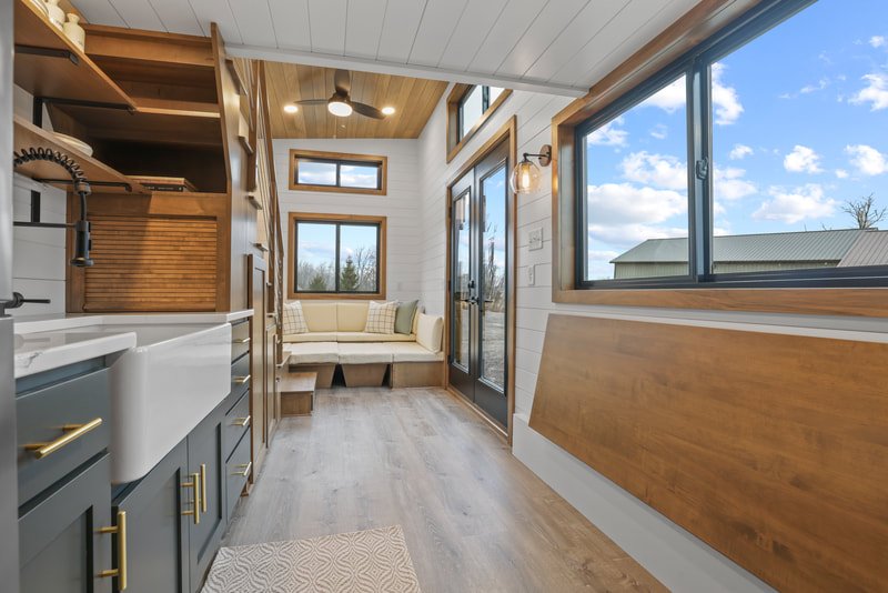 COASTAL MODERN thumbnail 54