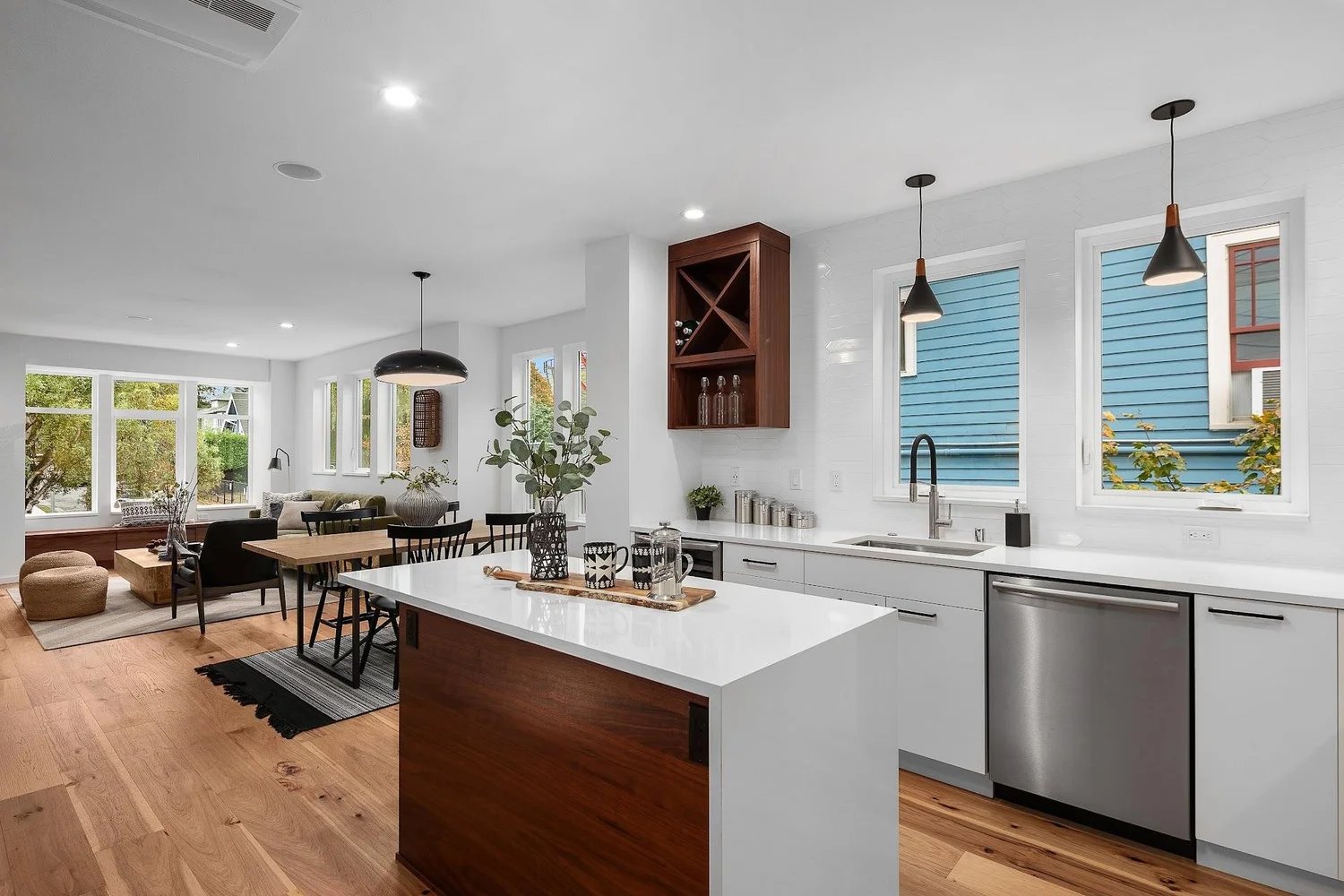 172 Galer St | Queen Anne, Seattle thumbnail 5
