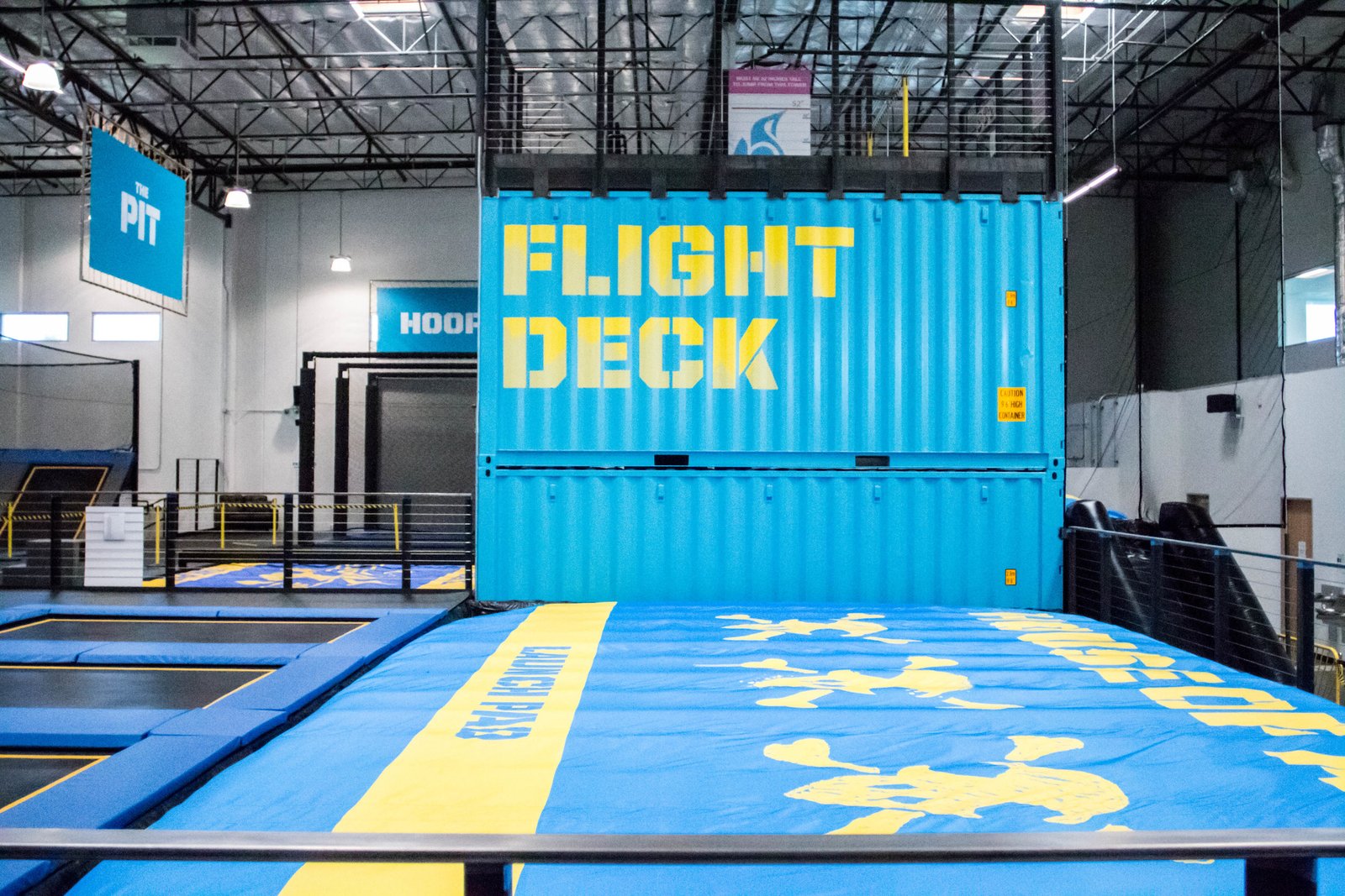 HOUSE OF AIR thumbnail 4