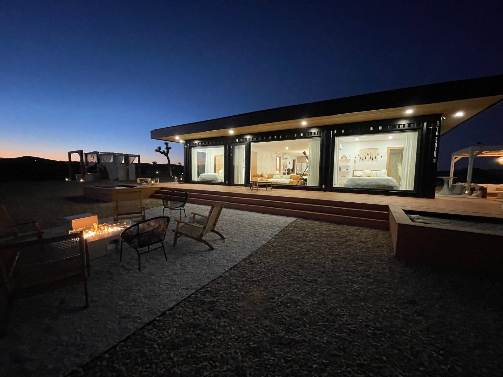 JOSHUA TREE CONTAINER HOUSE thumbnail 5