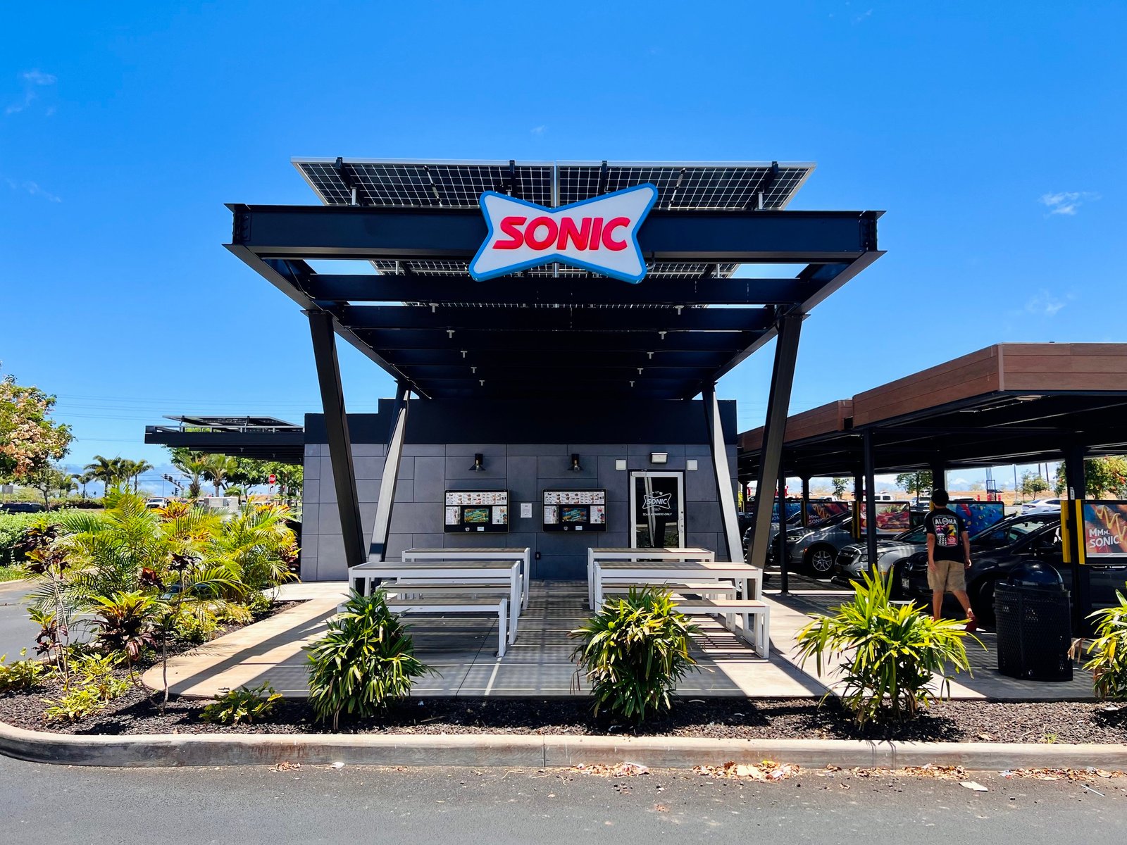 SONIC photo 1