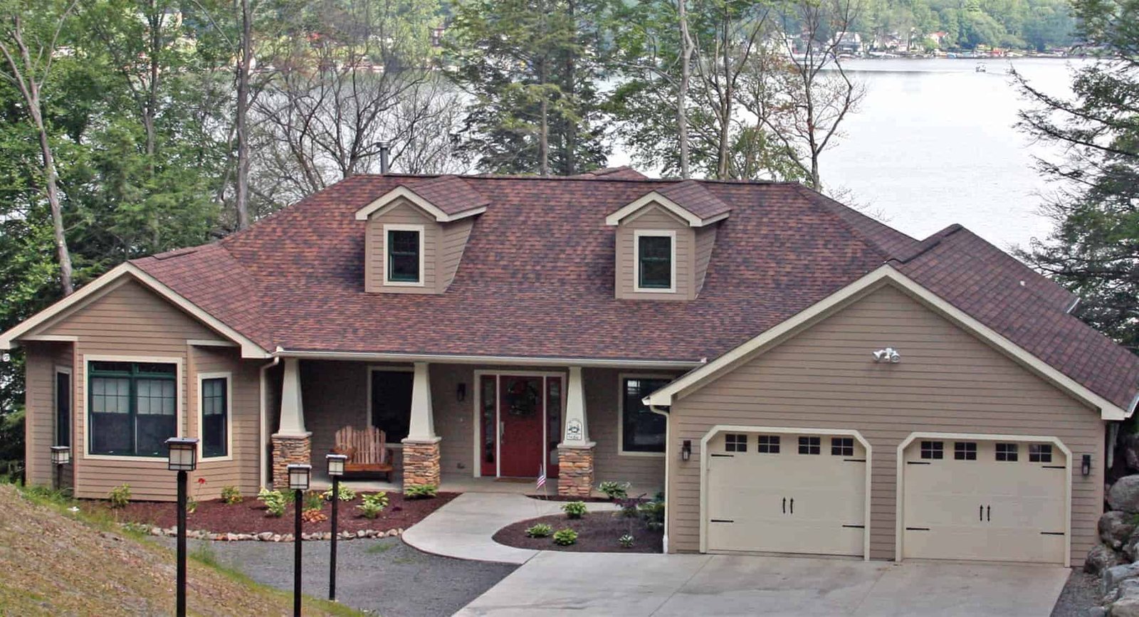 The Lake House photo 1