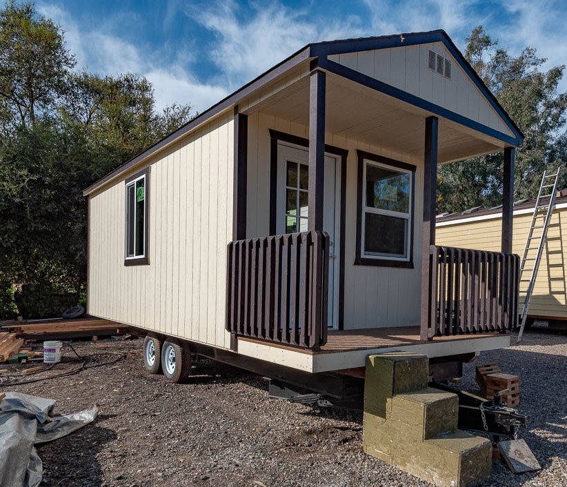 10′ x 24′ NW Bungalow Dual loft photo 1