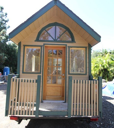 9′ x 22′ Country Cottage photo 1