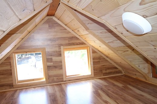 9′ x 22′ Country Cottage thumbnail 8