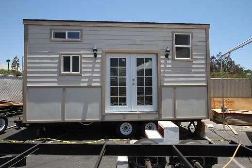 9′ x 22′ Modern Dual loft Caravan photo 1