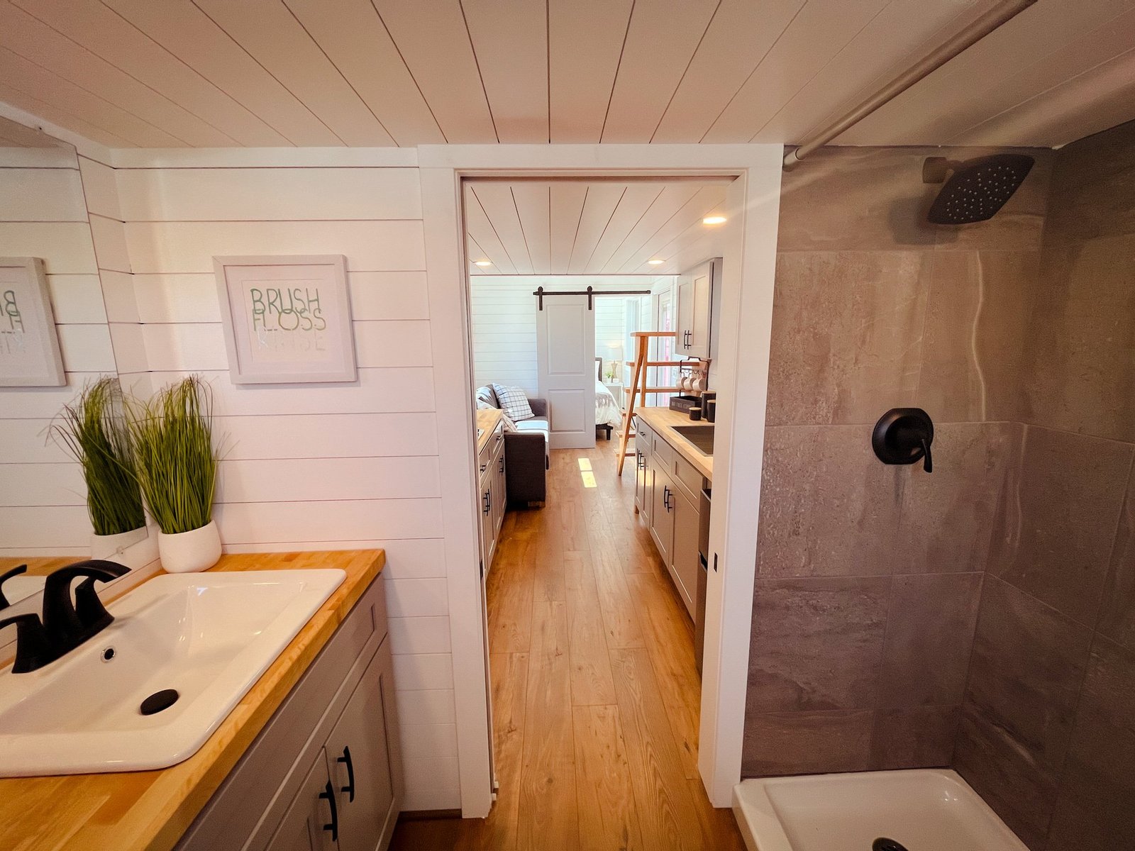 THE BUNKHOUSE thumbnail 61